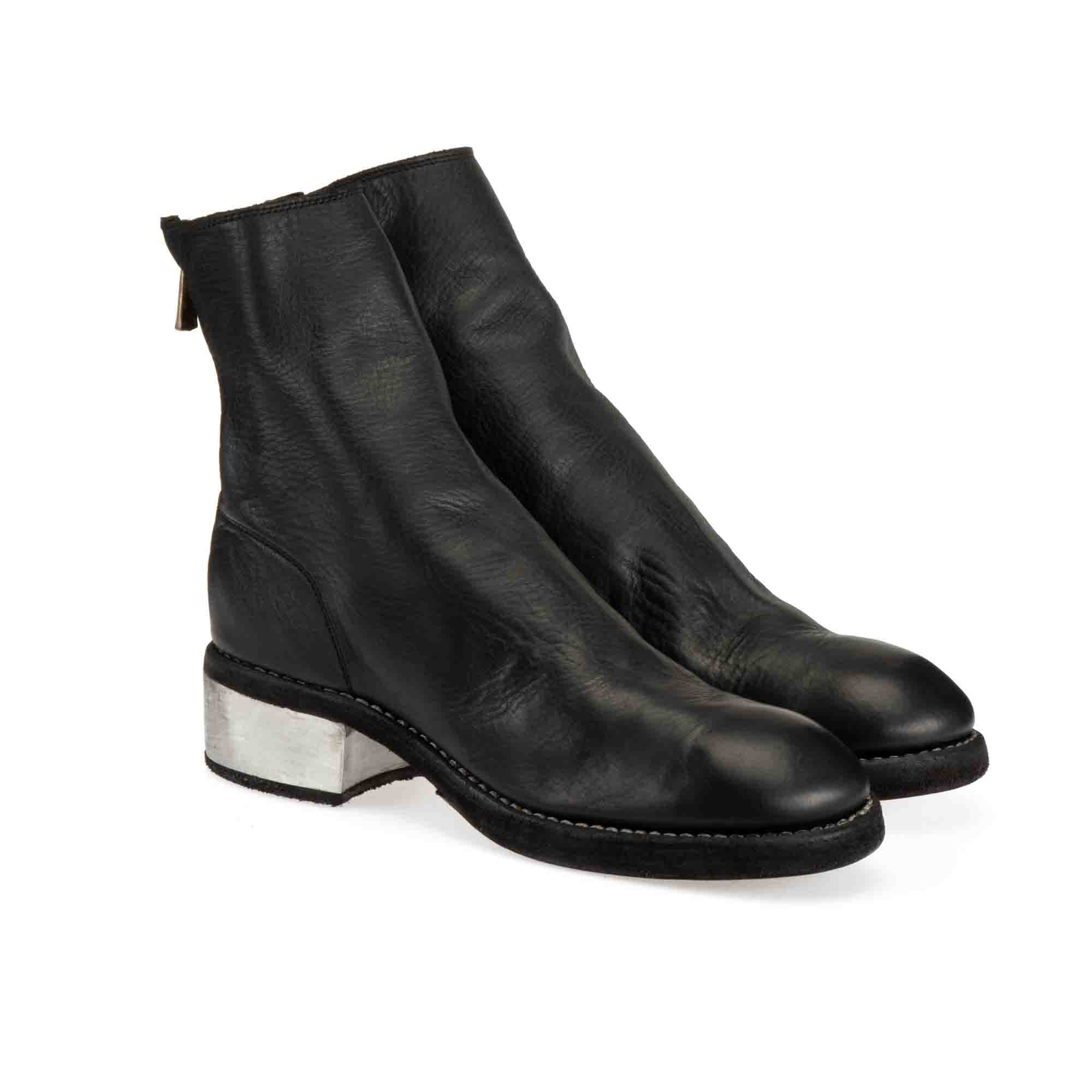 靴 NO ID. Back Zip Heel Boots BACK ZIP BOOTS, METAL HEEL – GUIDI