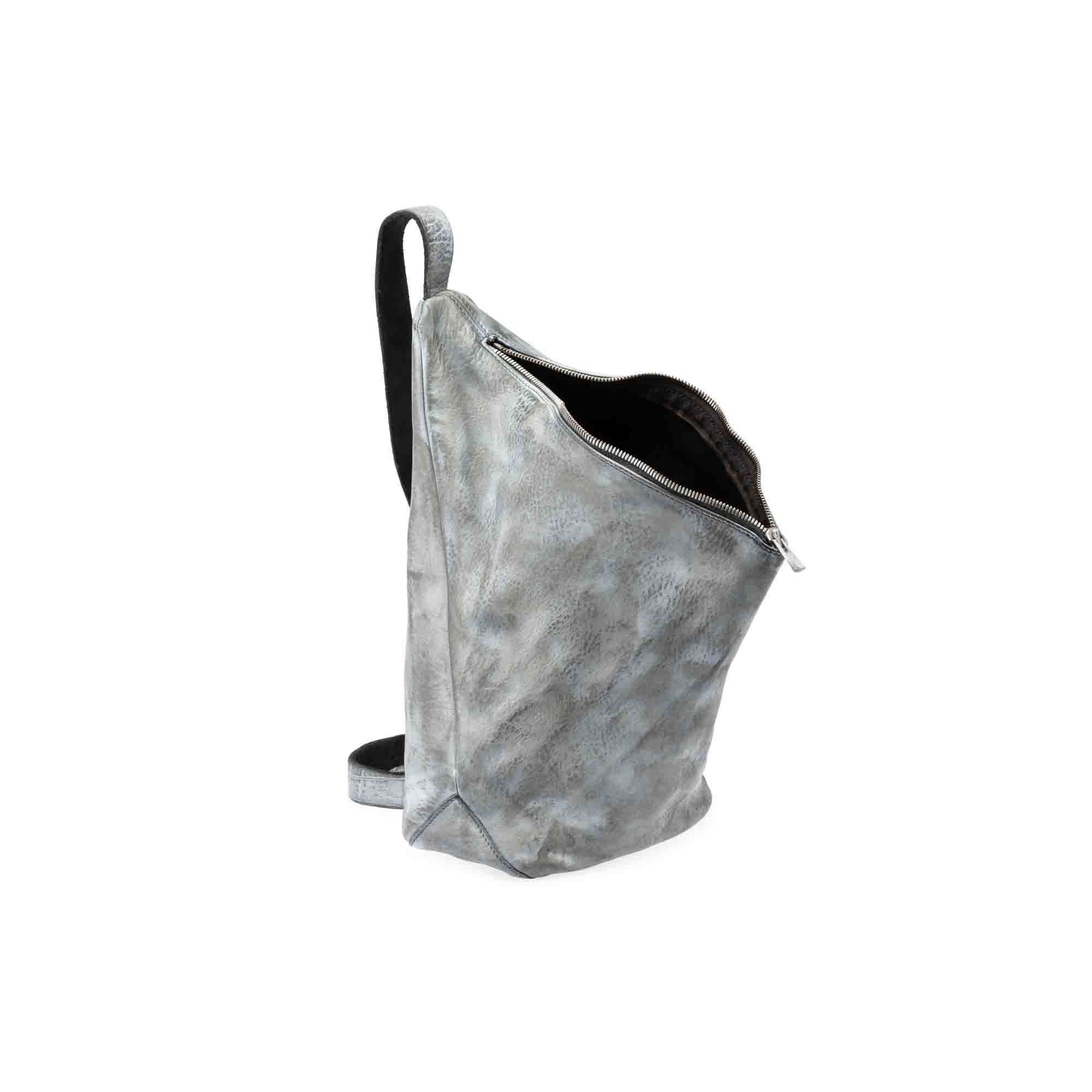 CROSSBODY