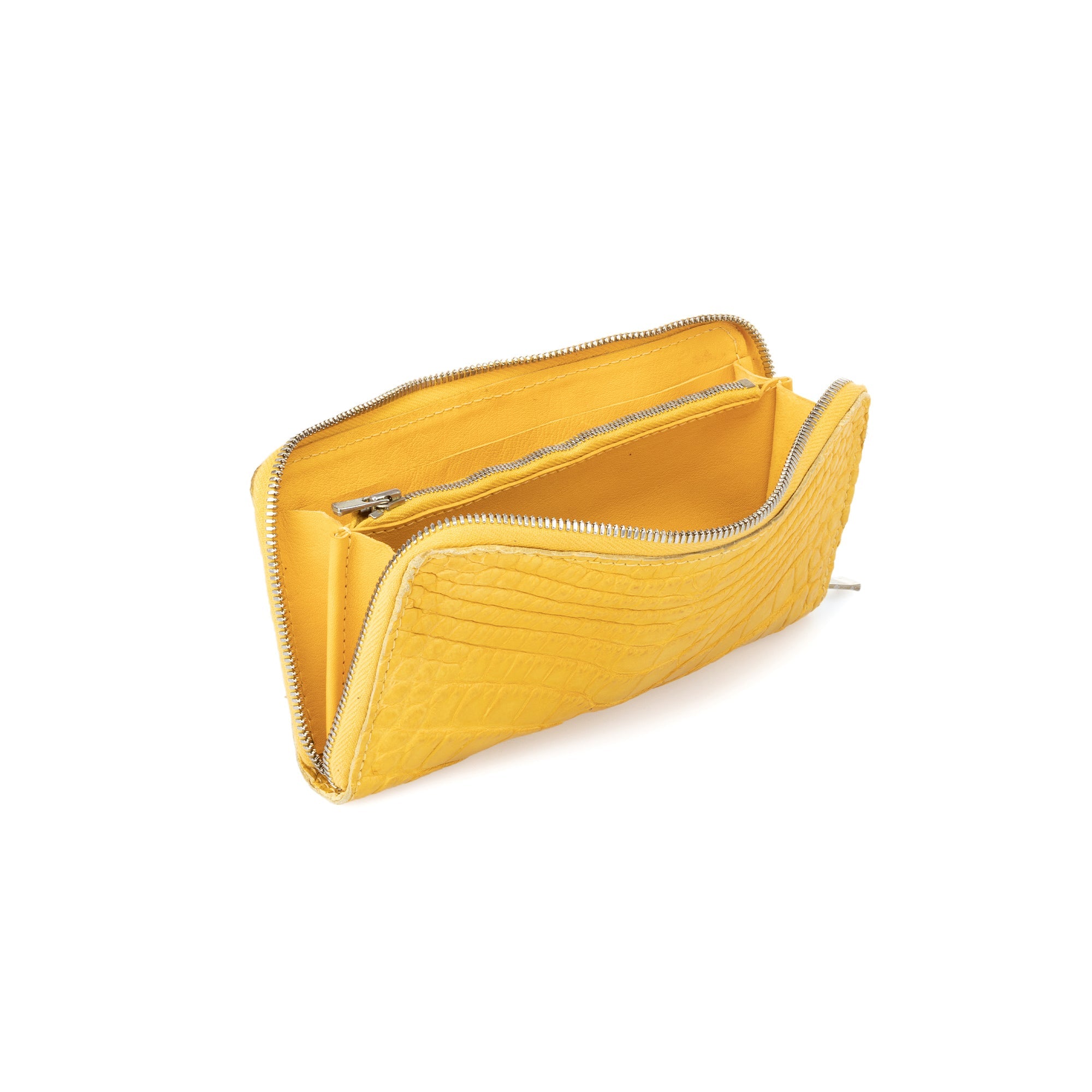ZIPPERED WALLET