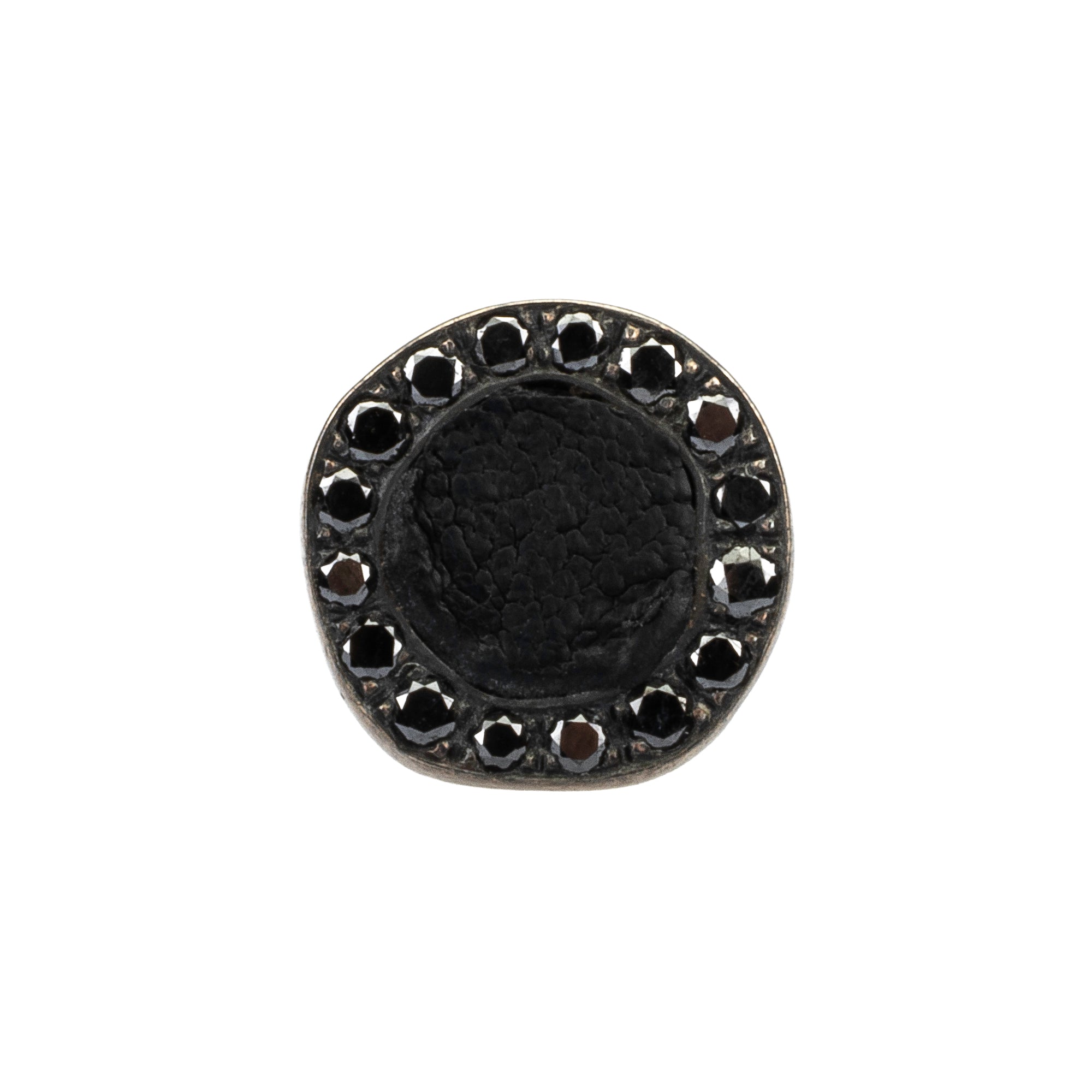 MONO EARRING WITH LEATHER DETAILS