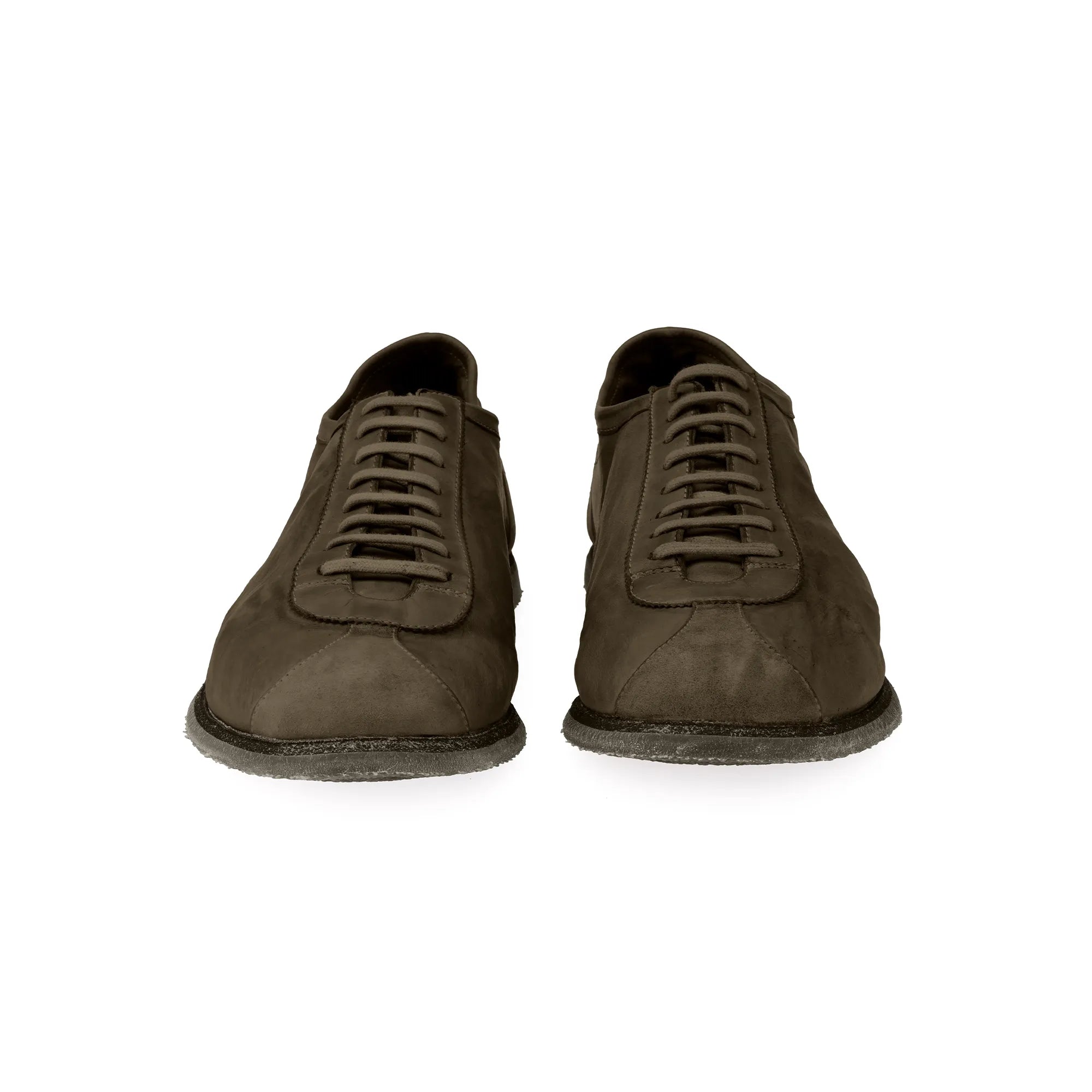 CLASSIC SNEAKERS SHOES
